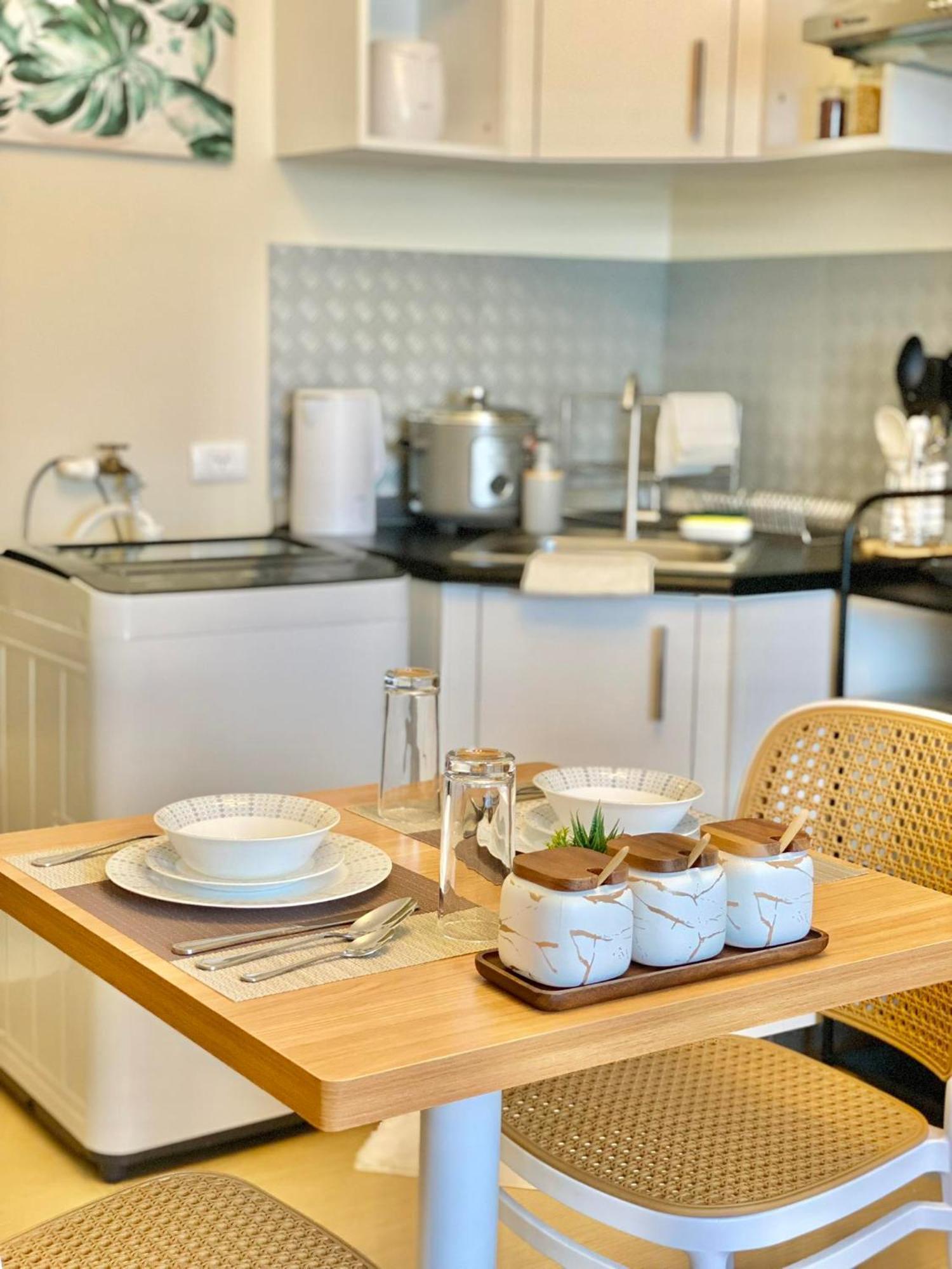 Cozy Studio In Metro Davao With W&D, Pool, & Gym Exterior foto
